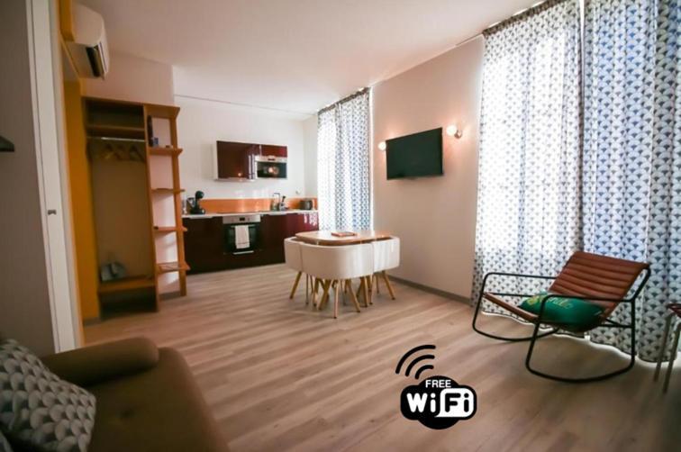 Les Halles Positives, Draps Compris Sarlat-la-Caneda Ngoại thất bức ảnh